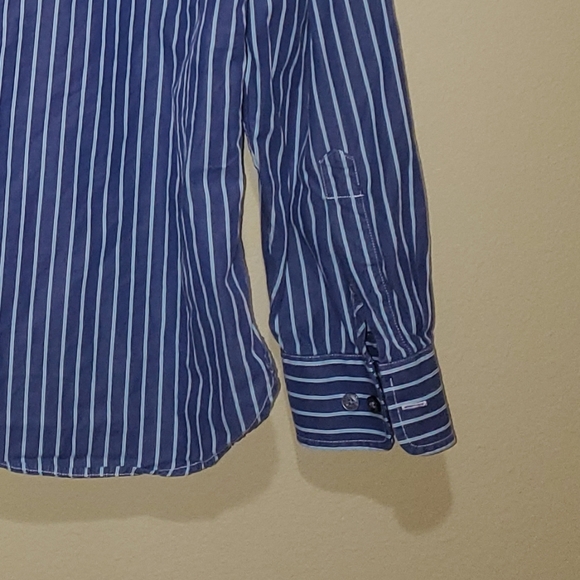 🔳🟢American Eagle button up - Picture 3 of 4